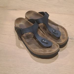 Black Birkenstocks